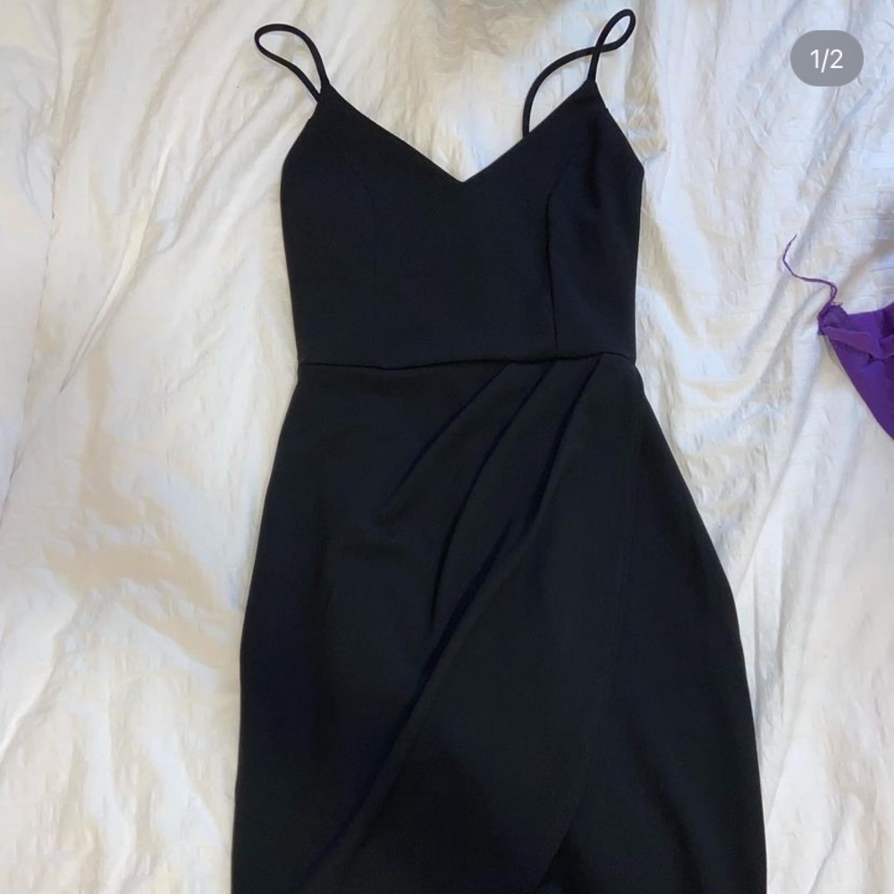 Womens Lulu’s little black dress
